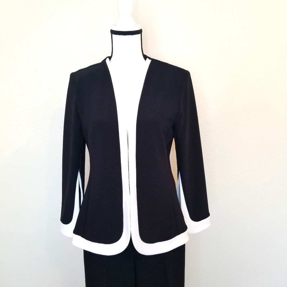 Joseph Ribkoff Jacket style blazer